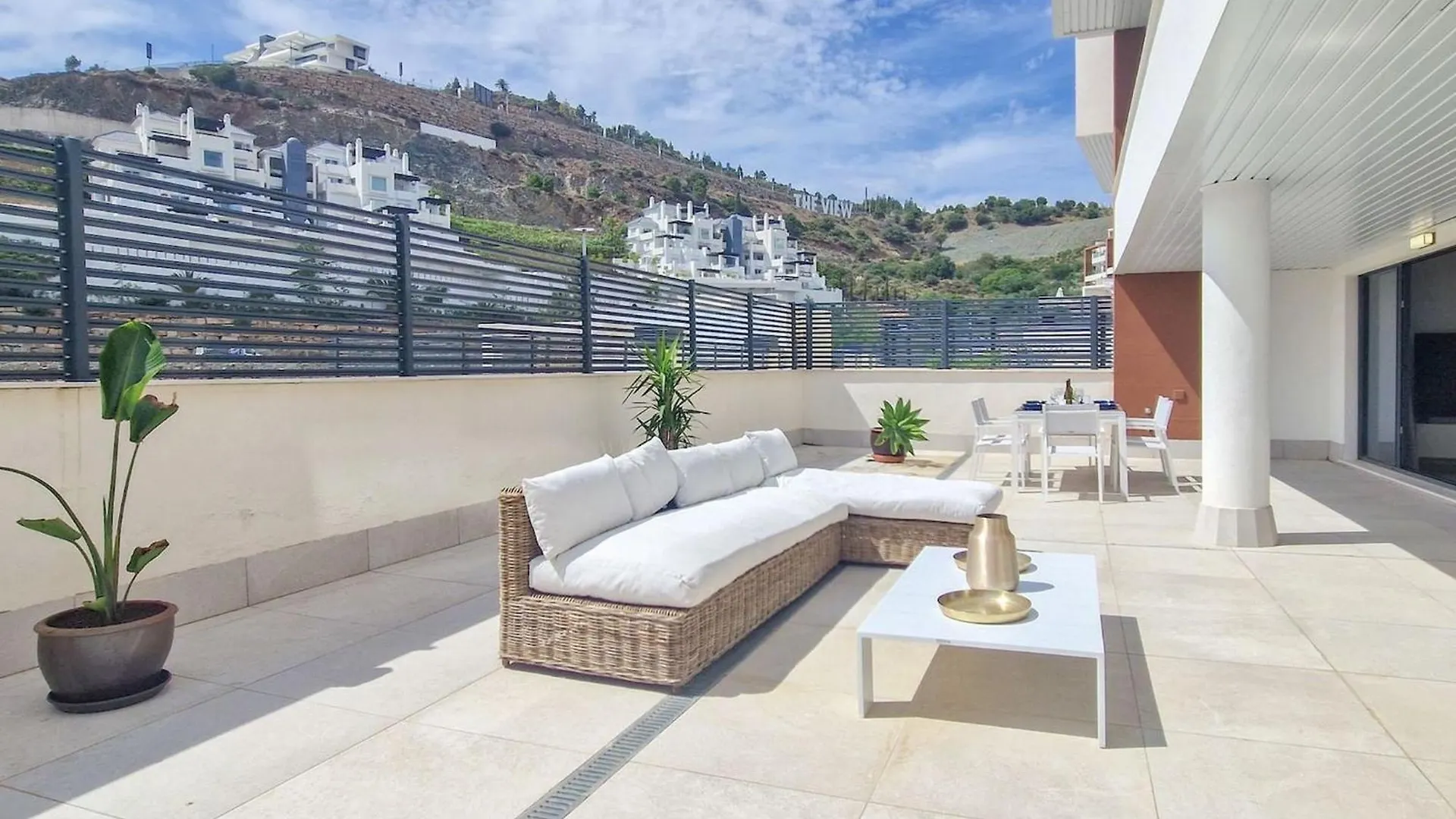 3 Bedroom Apartment In Alborada Homes, Benahavis Spain