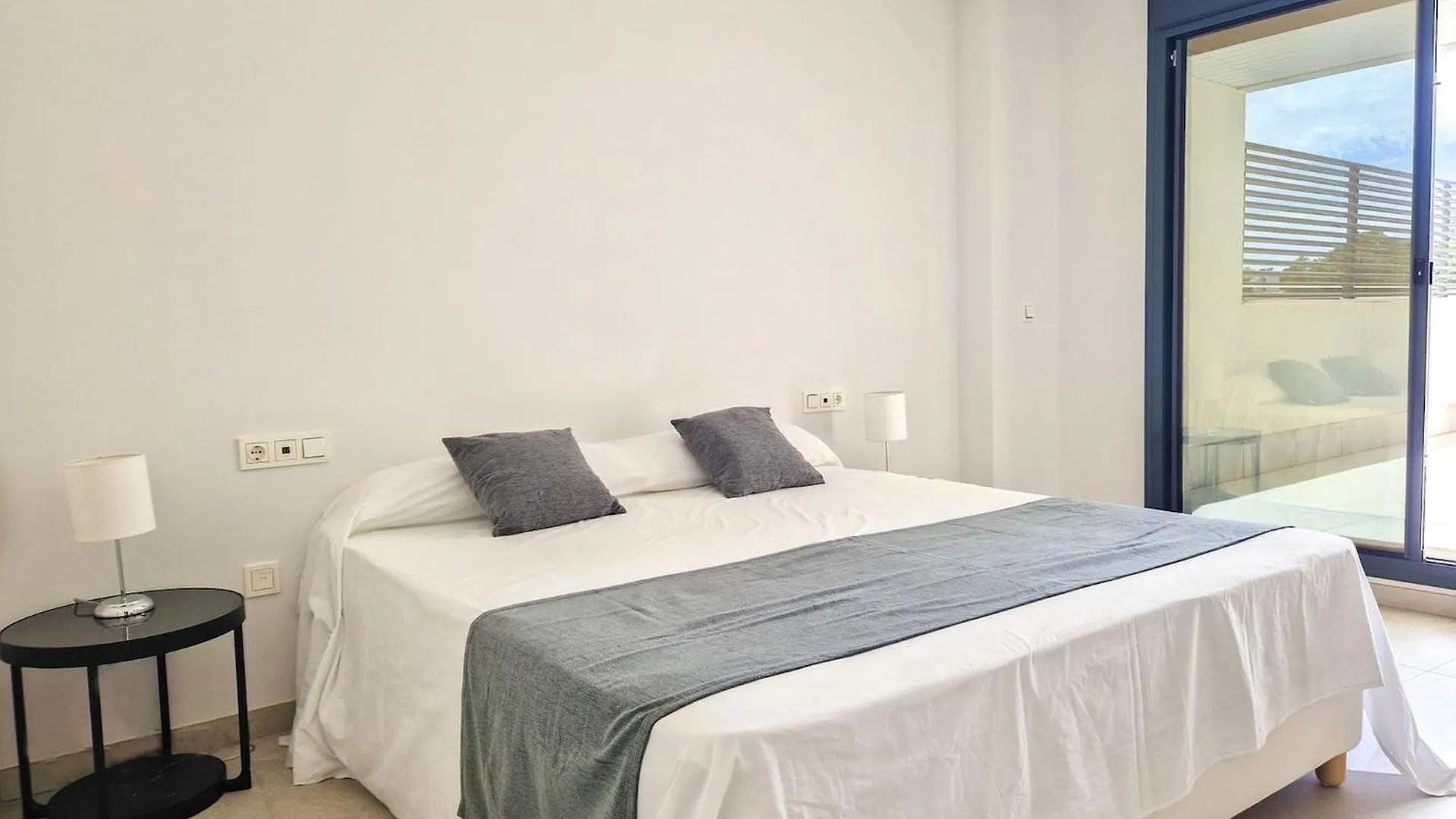 3 Bedroom Apartment In Alborada Homes, Benahavis