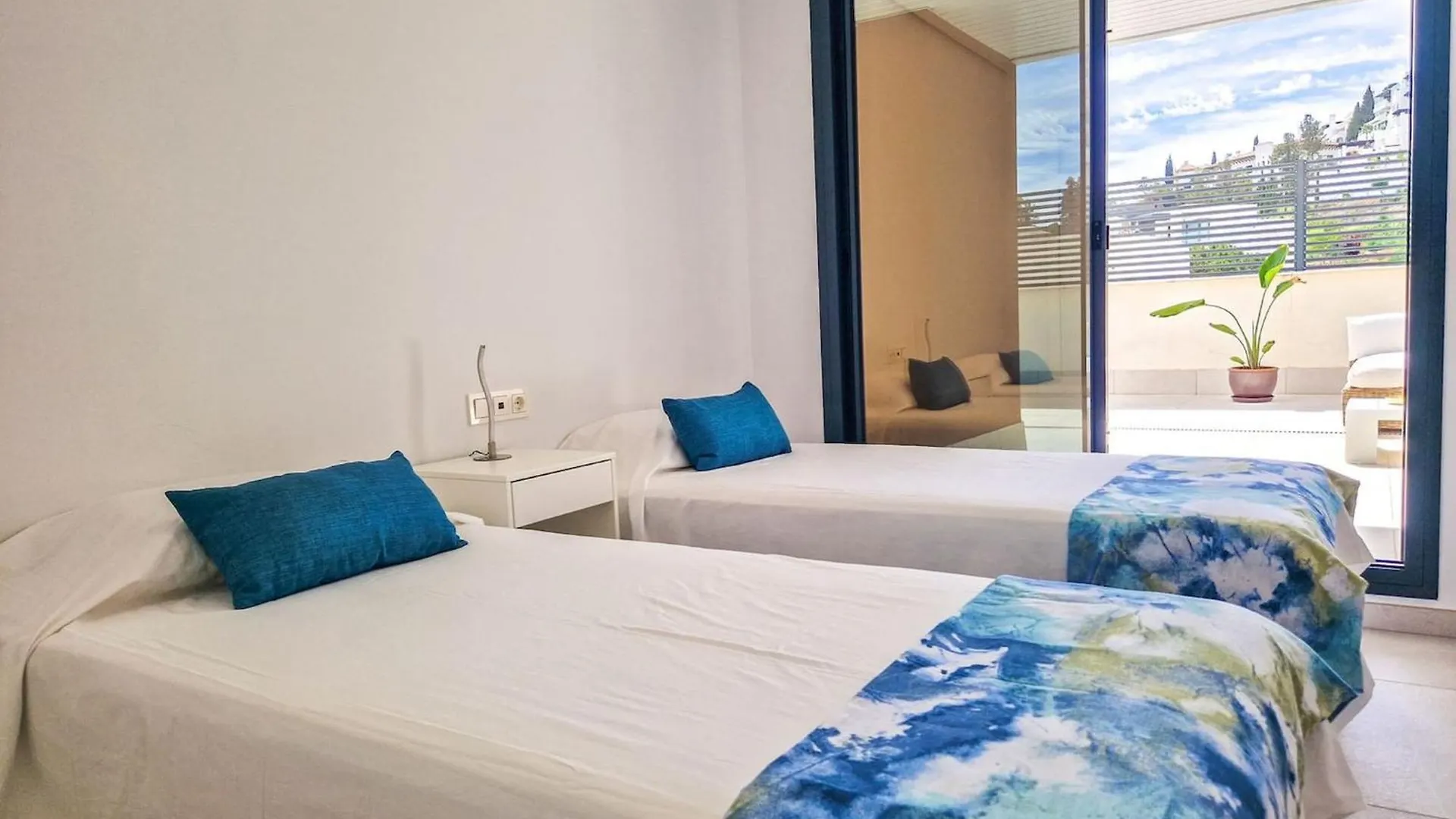 3 Bedroom Apartment In Alborada Homes, Benahavis Spain